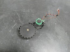 roue gauche  pour  aspirateur